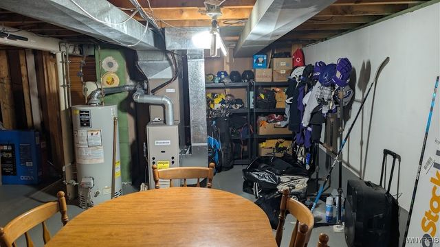 2762 Falls Street, Niagara Falls, NY 14303