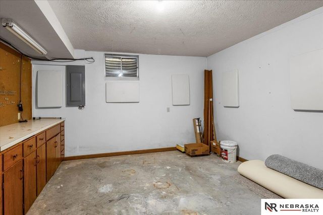 8520 Ashland Road, Plattsmouth, NE 68048