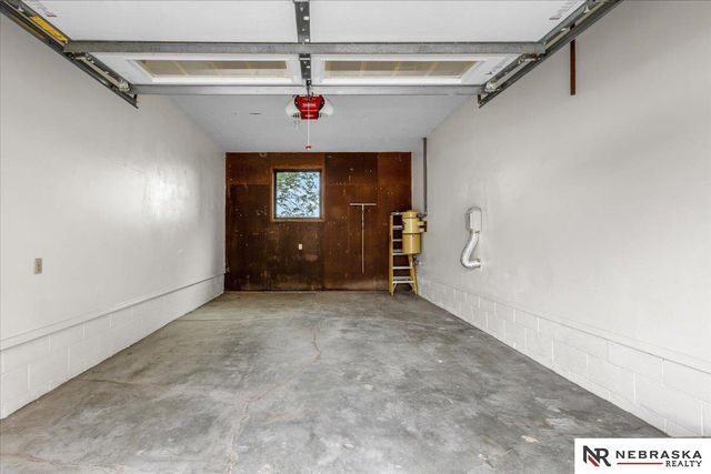 8520 Ashland Road, Plattsmouth, NE 68048
