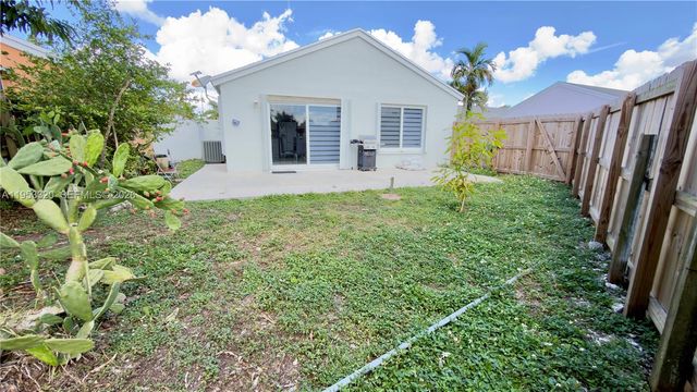 7220 SW 149th Court, Miami, FL 33193
