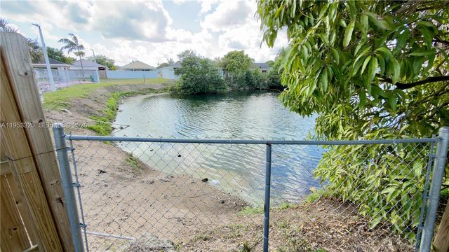 7220 SW 149th Court, Miami, FL 33193