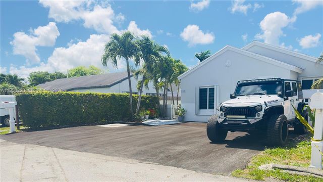 7220 SW 149th Court, Miami, FL 33193