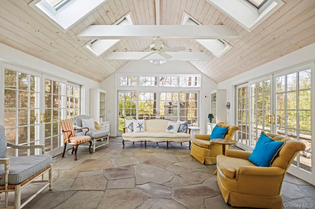 12 Harris Road, Katonah, NY 10536