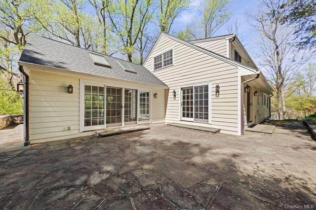 12 Harris Road, Katonah, NY 10536
