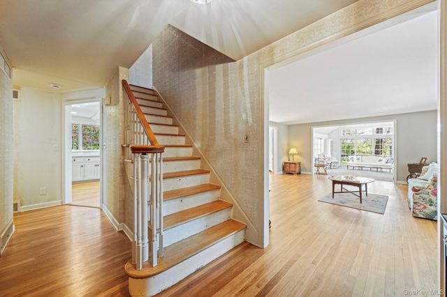 12 Harris Road, Katonah, NY 10536