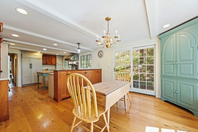 12 Harris Road, Katonah, NY 10536