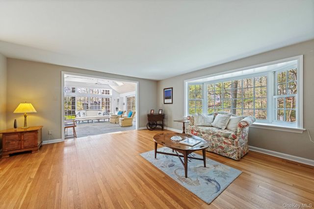 12 Harris Road, Katonah, NY 10536