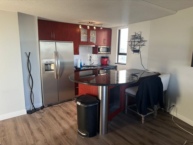 2 E OAK Street 3502, Chicago, IL 60611