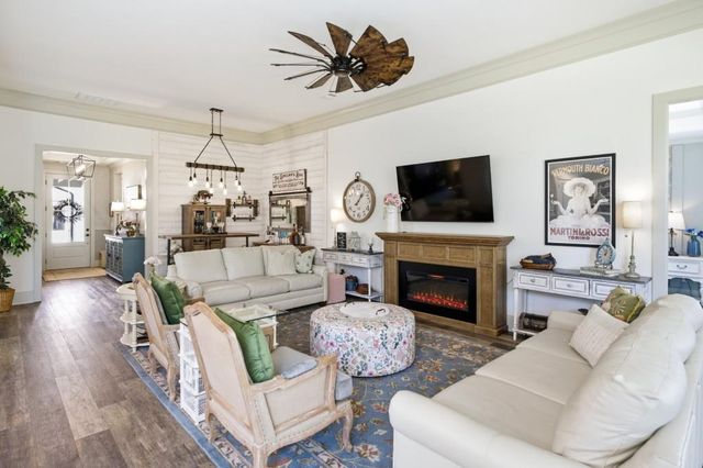 85 Rabun Court, Hoschton, GA 30548