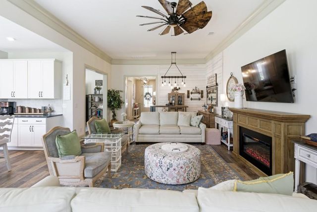 85 Rabun Court, Hoschton, GA 30548