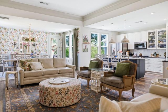 85 Rabun Court, Hoschton, GA 30548