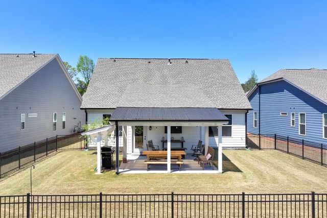 85 Rabun Court, Hoschton, GA 30548