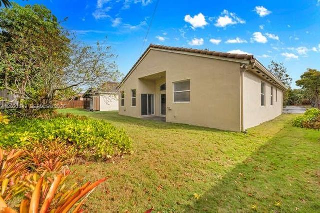 18322 SW 94th Court, Palmetto Bay, FL 33157