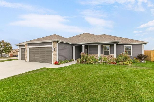 1202 Little Knife Drive, Lawrence, KS 66049