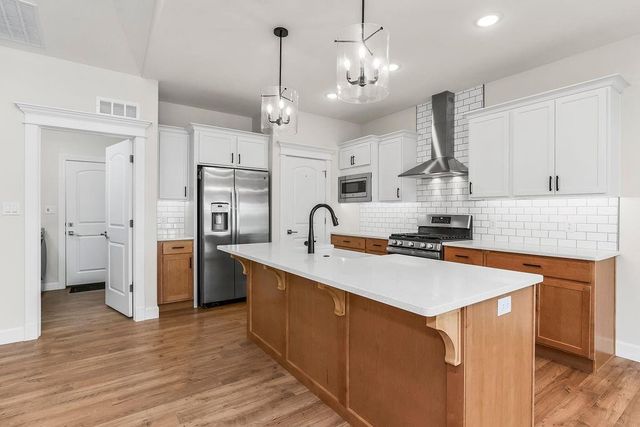 1202 Little Knife Drive, Lawrence, KS 66049