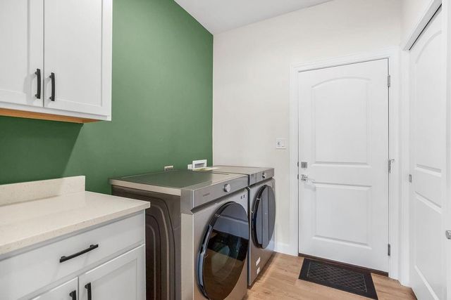 1202 Little Knife Drive, Lawrence, KS 66049