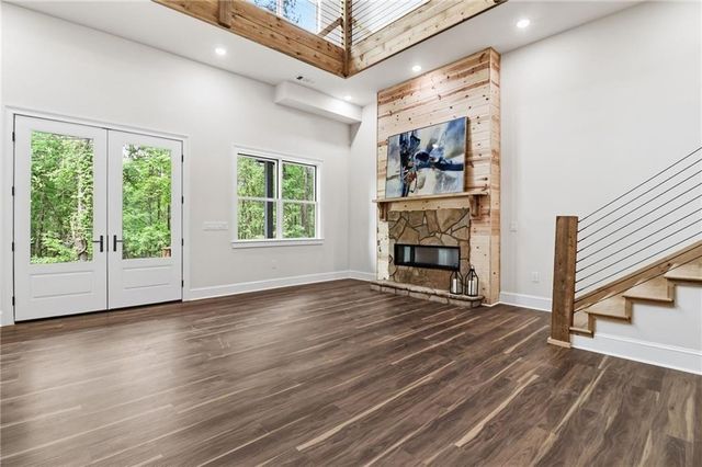 7258 Island Mill Road SE, Acworth, GA 30102