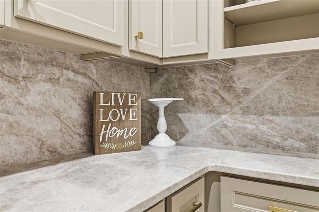 7258 Island Mill Road SE, Acworth, GA 30102