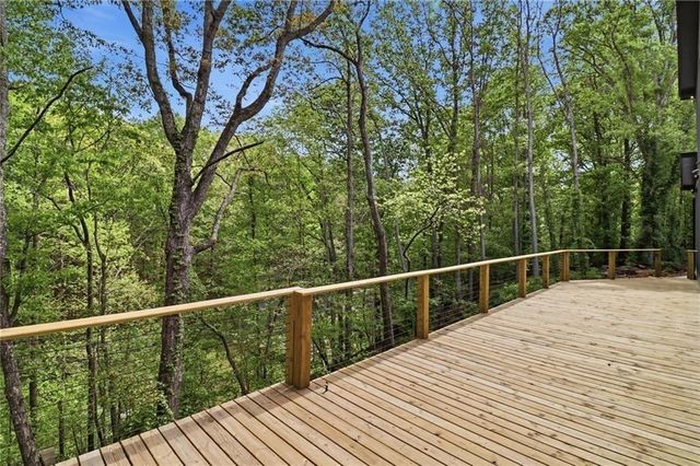 7258 Island Mill Road SE, Acworth, GA 30102