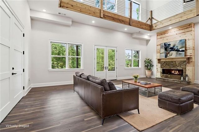 7258 Island Mill Road SE, Acworth, GA 30102