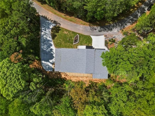 7258 Island Mill Road SE, Acworth, GA 30102