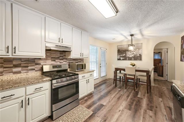 7790 Glade Bend, Fairburn, GA 30213