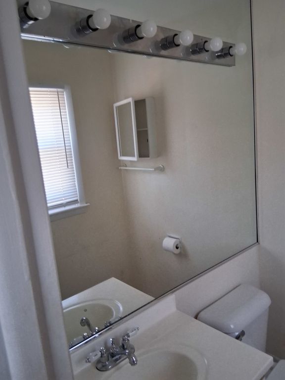 7235 N Hamilton Avenue 3D, Chicago, IL 60645 — photo 4