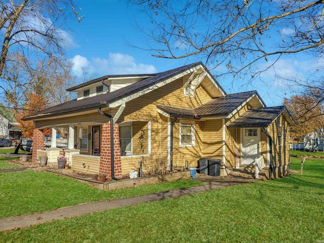400 SE 2nd Street, Paoli, IN 47454