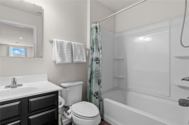 1195 Lisa Marie Drive, Xenia, OH 45385