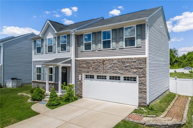 1195 Lisa Marie Drive, Xenia, OH 45385