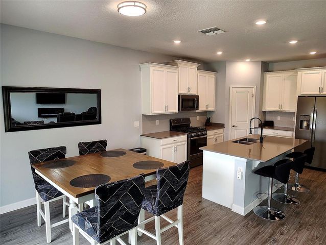 1047 OAK BLUFF DRIVE, Davenport, FL 33837