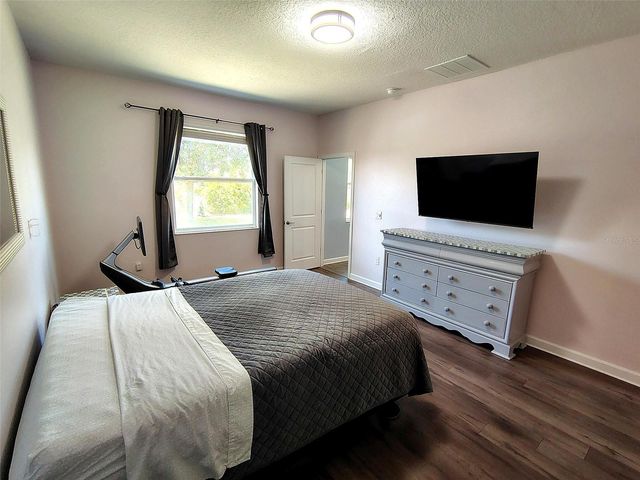 1047 OAK BLUFF DRIVE, Davenport, FL 33837