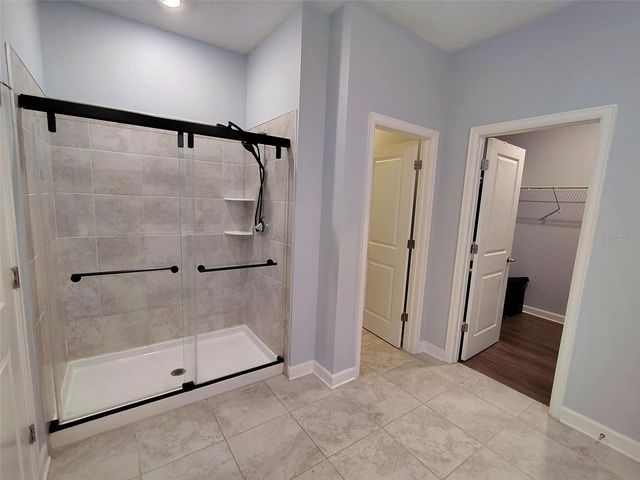 1047 OAK BLUFF DRIVE, Davenport, FL 33837