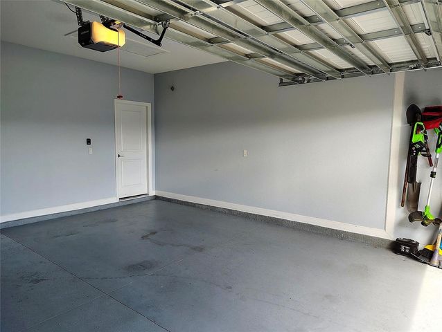 1047 OAK BLUFF DRIVE, Davenport, FL 33837