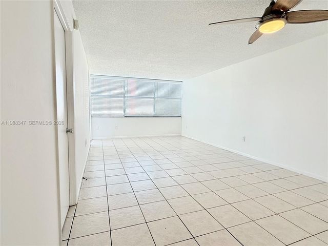 1300 NE Miami Gardens Dr 804E, Miami, FL 33179