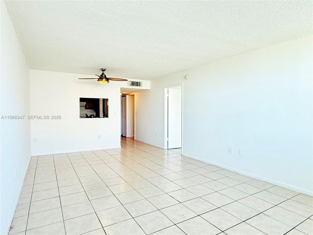 1300 NE Miami Gardens Dr 804E, Miami, FL 33179