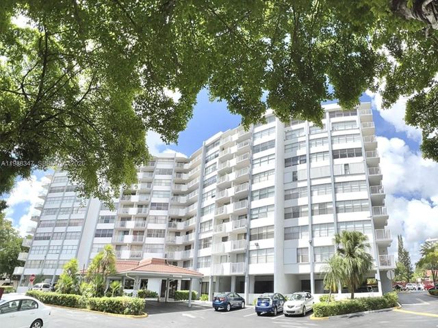 1300 NE Miami Gardens Dr 804E, Miami, FL 33179