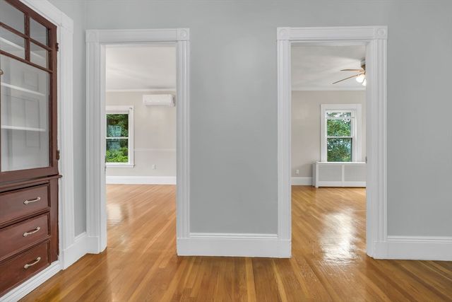 14 S 2, Boston, MA 02122