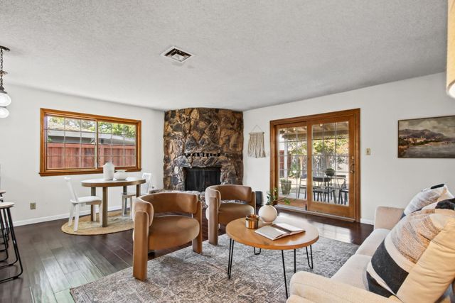 1513 Swallow Way, Roseville, CA 95661