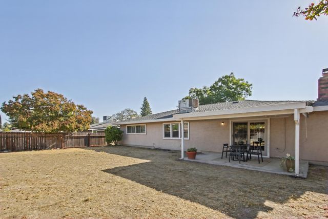1513 Swallow Way, Roseville, CA 95661