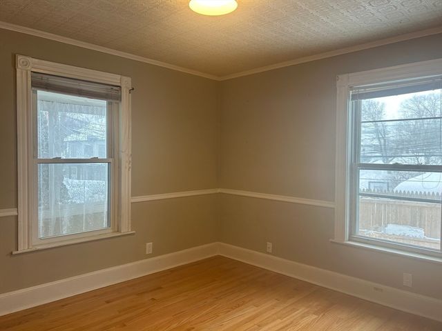 11 Pennsylvania Ave. 00, Newton, MA 02464