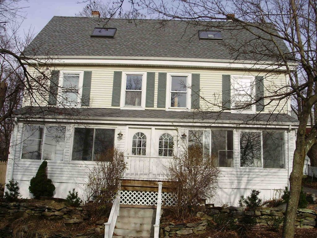 11 Pennsylvania Ave. 00, Newton, MA 02464