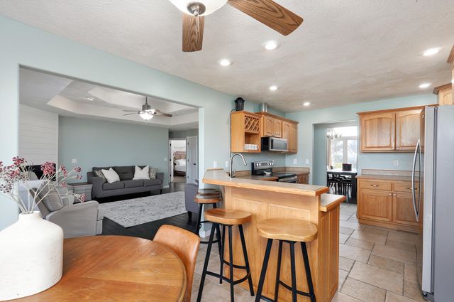 171 Ridgefield Court, Ozark, MO 65721