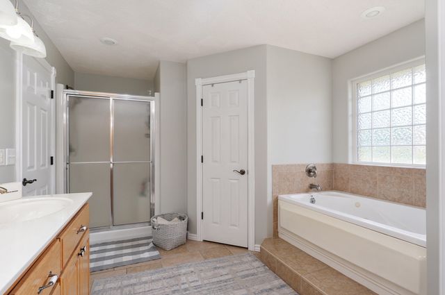 171 Ridgefield Court, Ozark, MO 65721