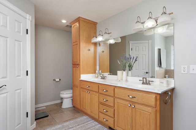 171 Ridgefield Court, Ozark, MO 65721