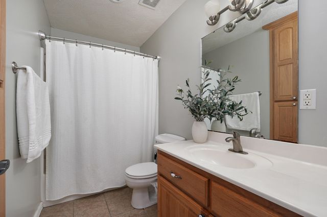 171 Ridgefield Court, Ozark, MO 65721