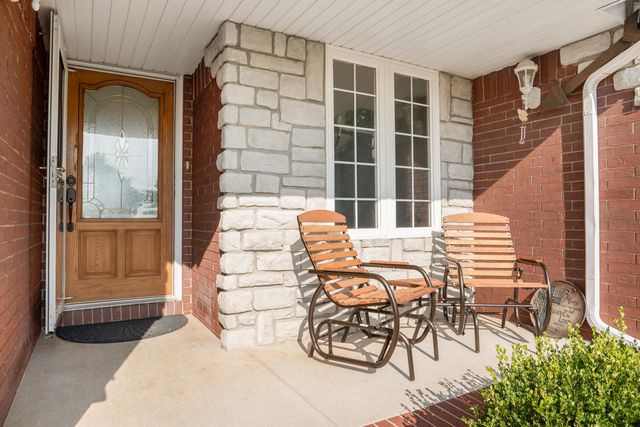 171 Ridgefield Court, Ozark, MO 65721