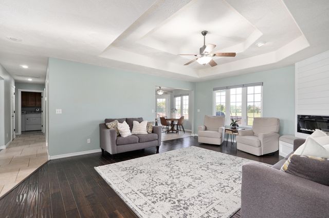 171 Ridgefield Court, Ozark, MO 65721