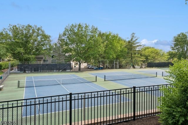 48 Eton Ct, Bedminster Twp., NJ 07921
