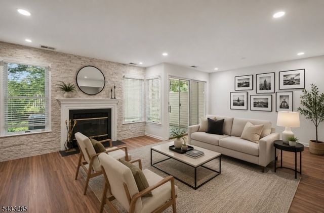 48 Eton Ct, Bedminster Twp., NJ 07921